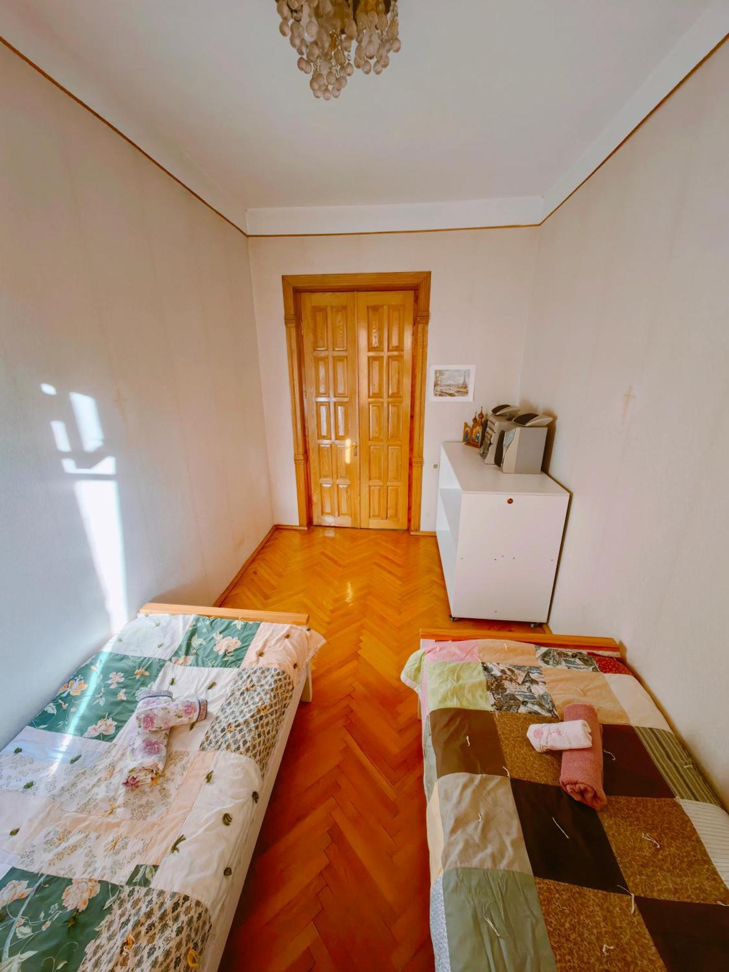 Guest House Metreveli Street 19 Khashuri Exterior photo